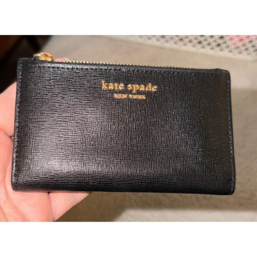 Kate Spade Bifold Wallet Womens OS Black Excellent Saffiano Leather ID Window